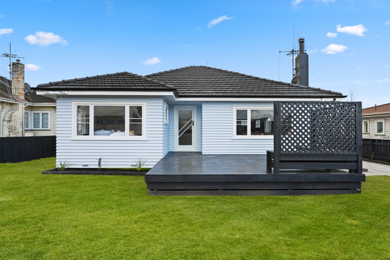 15 Fifth Avenue, Enderley, Hamilton - Carousel 1