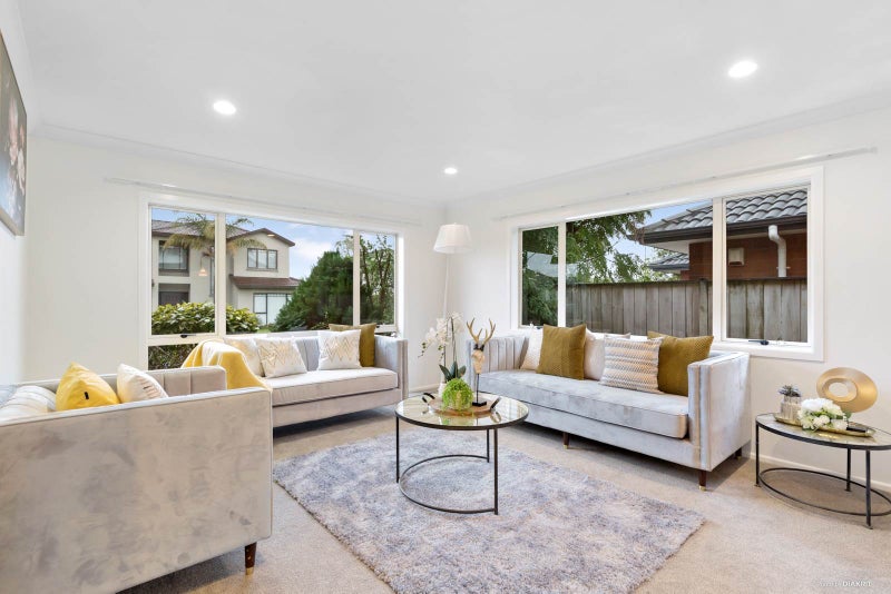 4 Duntrune Road, Flat Bush, Auckland - Carousel 1