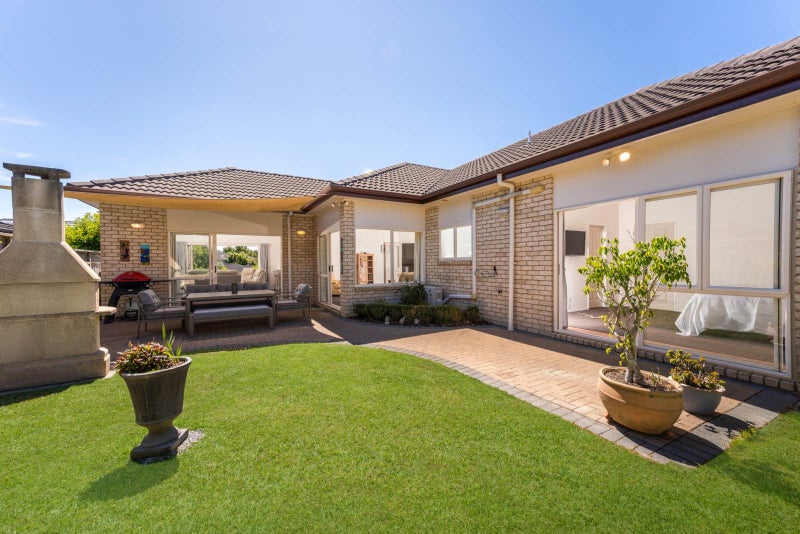 13 Red Oak Place, Schnapper Rock, Auckland - Carousel 2