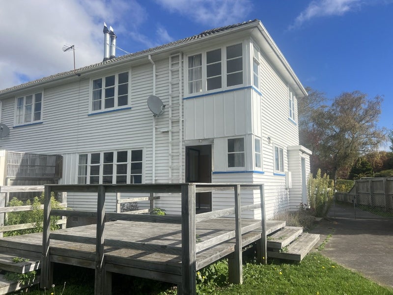 22A Attlee Crescent, Bryndwr, Christchurch - Carousel 1