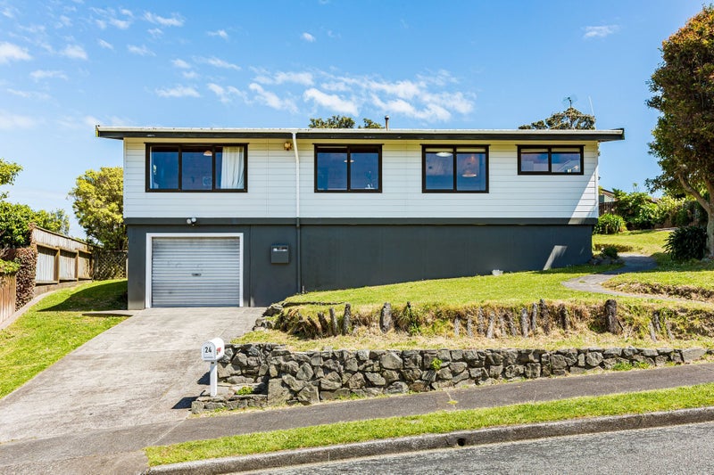 24 Clipper Street, Titahi Bay, Porirua - Carousel 1