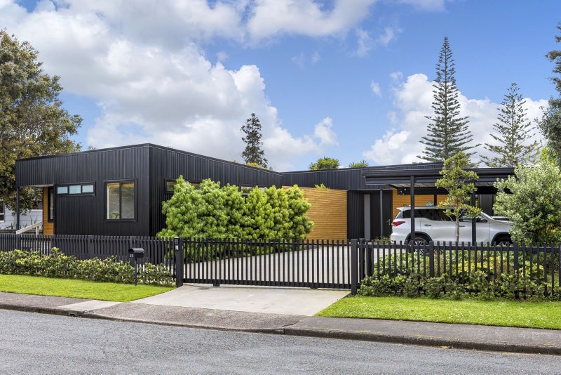 59 The Circle, Manly, Whangaparaoa - Carousel 2