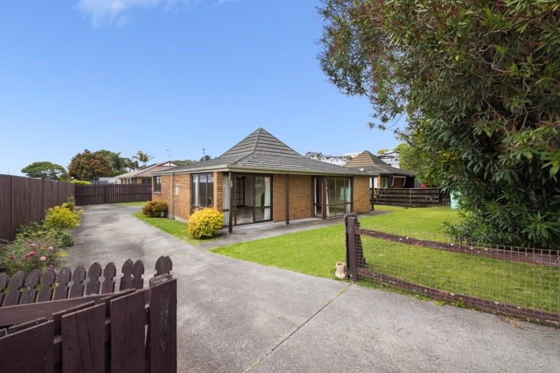 475 Otumoetai Road, Otumoetai, Tauranga - Carousel 1