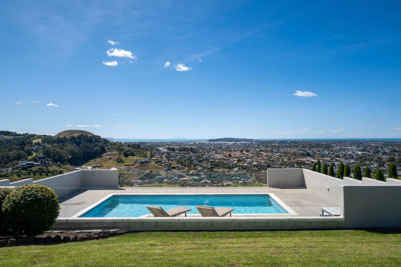 124 Puketapu Road, Taradale, Napier - Carousel 2