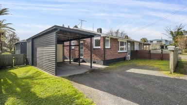 9A Bellvue Road, Kawaha Point, Rotorua - Carousel 1