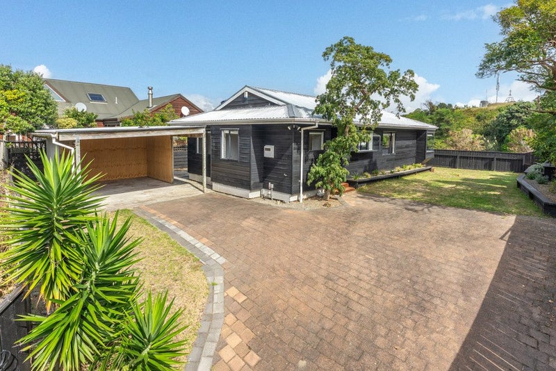 39B Weggery Drive, Waikanae Beach, Waikanae - Carousel 1