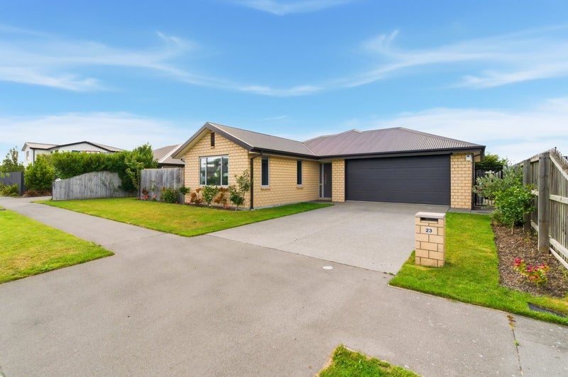 23 Luxembourg Crescent, Halswell, Christchurch - Carousel 1