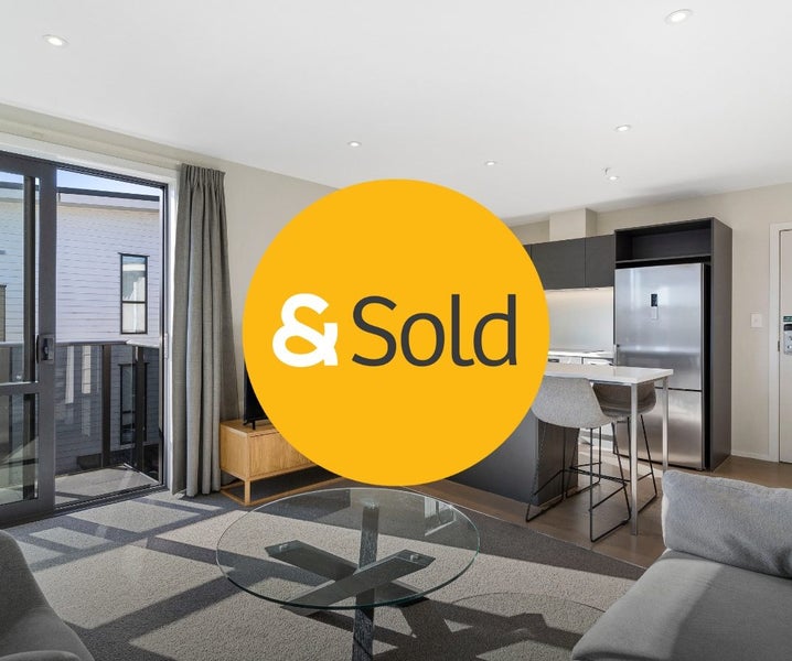 201/69E Hall Avenue, Mangere, Auckland - Carousel 1