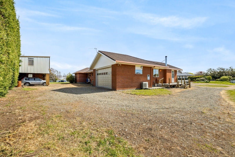 2 Haydon Place, Amberley, Amberley - Carousel 17