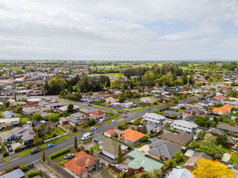 20 Pearsons Avenue, Claudelands, Hamilton - Carousel 22