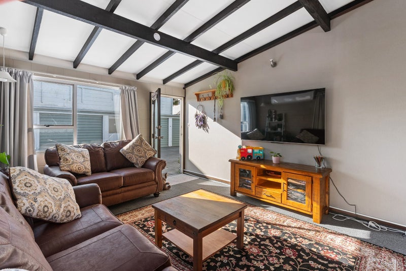 4/589 Barbadoes Street, Edgeware, Christchurch - Carousel 1