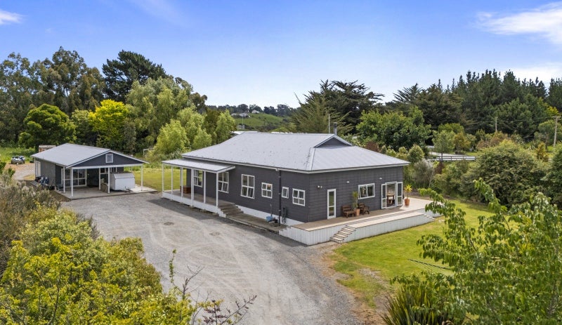 24 Clive Street, Feilding - Carousel 1