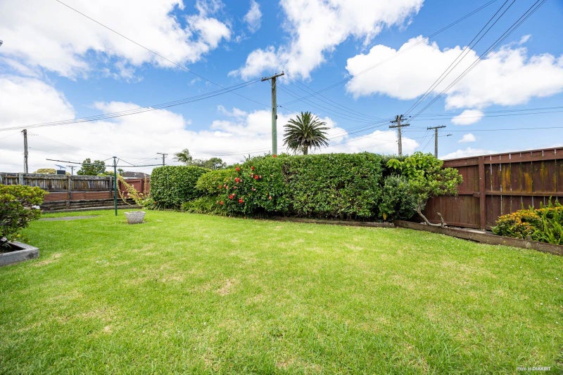 1/28 Rutland Road, Mount Wellington, Auckland - Carousel 2