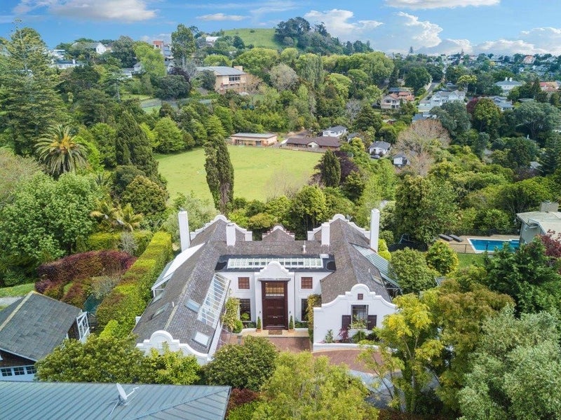 14B Te Kowhai Place, Remuera, Auckland - Carousel 1