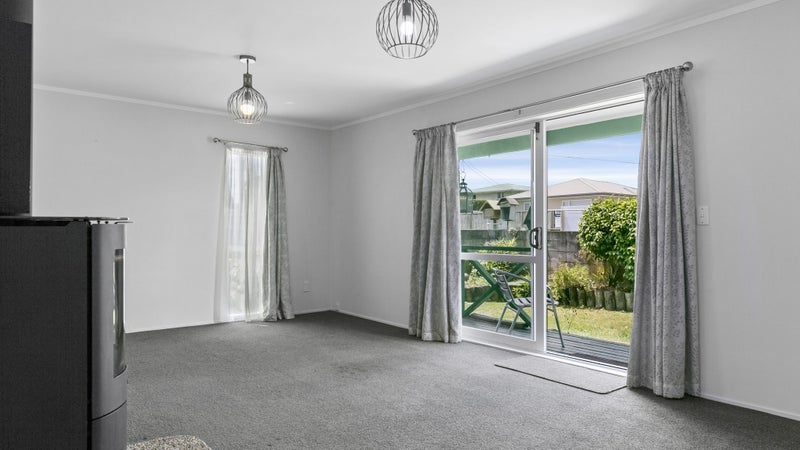 1/40 Pīhanga Street, Taupō - Carousel 1