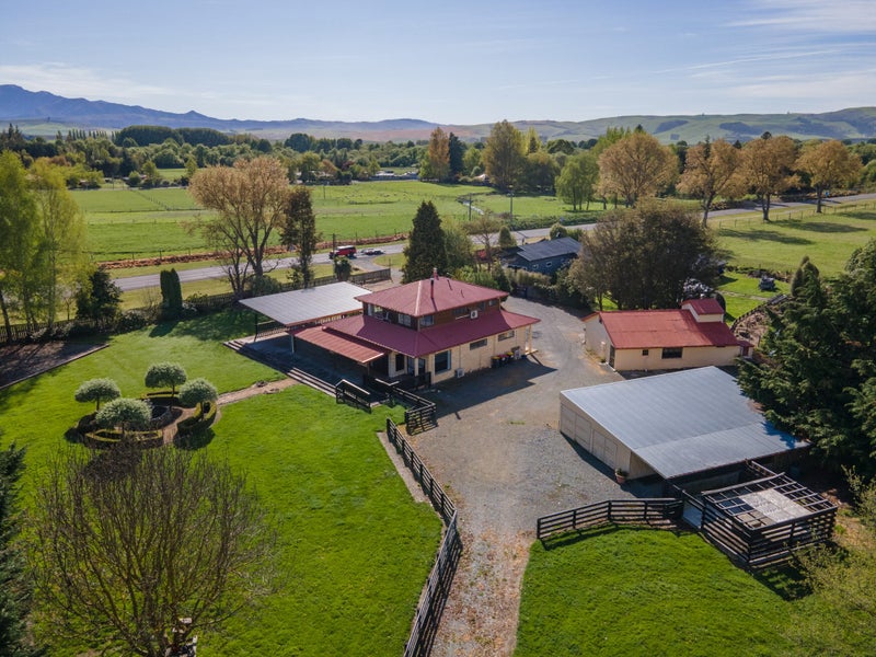 31 Fairlie-Tekapo Road, Fairlie - Carousel 2