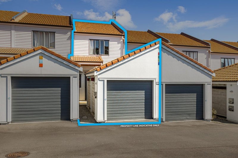 15/21 Armoy Drive, East Tamaki, Auckland - Carousel 2