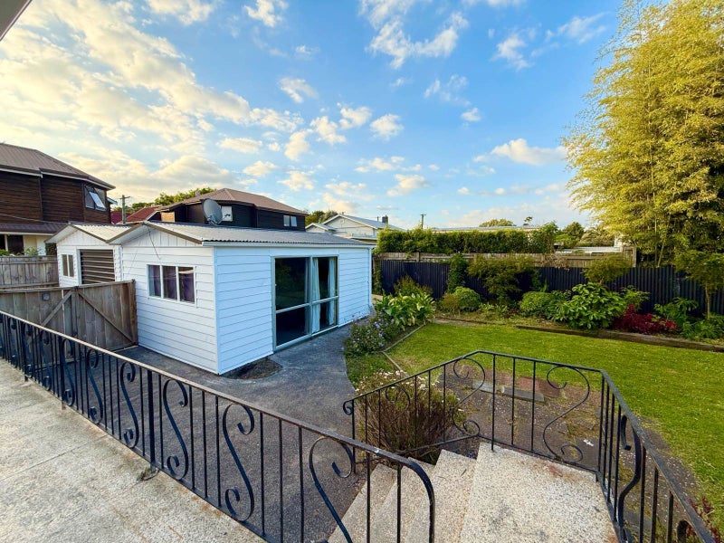 31A Abbotts Way, Remuera, Auckland - Carousel 2