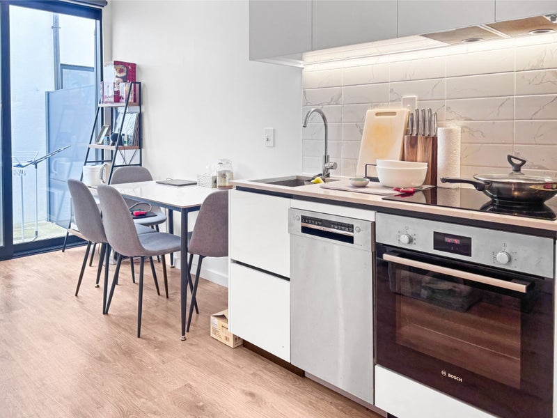 111/11 Jessie Street, Te Aro, Wellington - Carousel 2