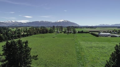 37 Pudding Hill Road, Ashburton - Carousel 1