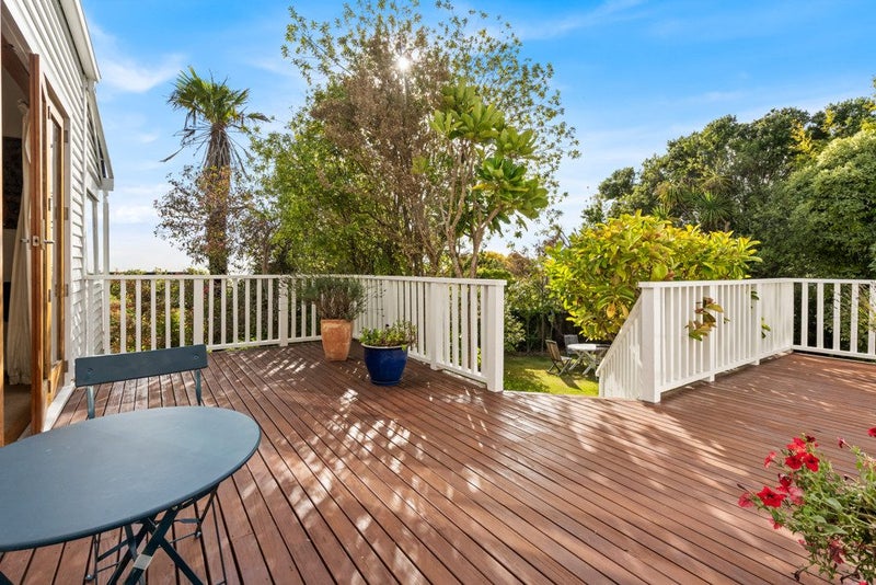 51 Moncks Spur Road, Redcliffs, Christchurch - Carousel 2