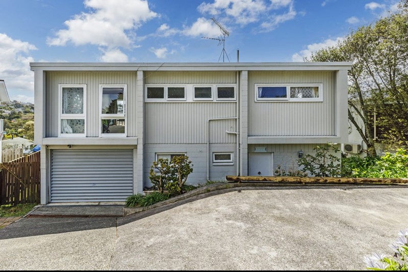 20 Shanaway Rise, Hillcrest, Auckland - Carousel 1