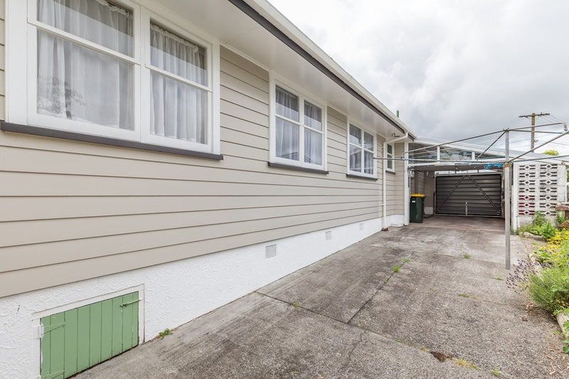 27 Green Avenue, Levin, Levin - Carousel 16