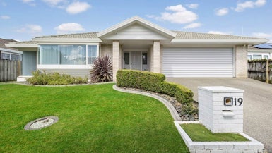 19 Astoria Place, Northpark, Auckland - Carousel 1