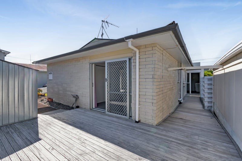 2/36 Hine Street, New Plymouth, New Plymouth - Carousel 2