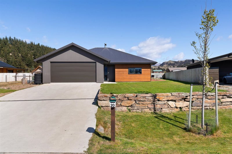 20 Cooper Crescent, Cromwell - Carousel 2