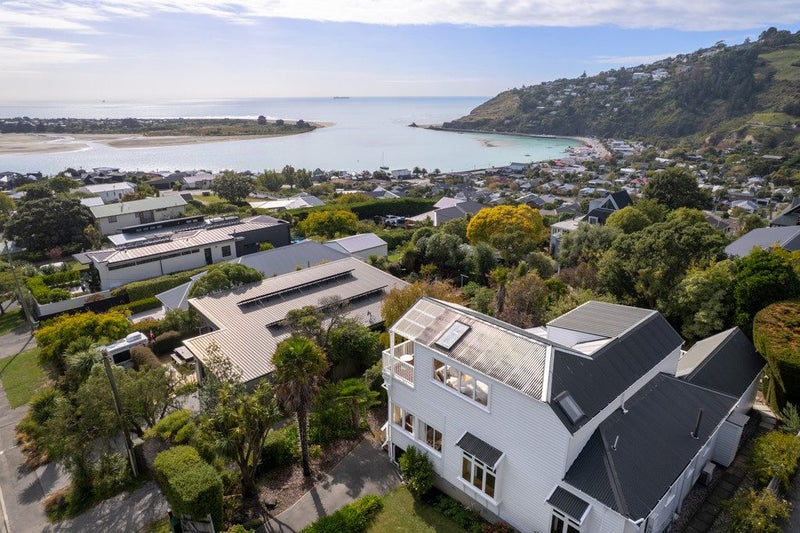 51 Moncks Spur Road, Redcliffs, Christchurch - Carousel 1