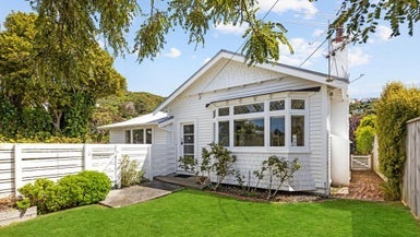 38 Kano Street, Karori, Wellington - Carousel 1