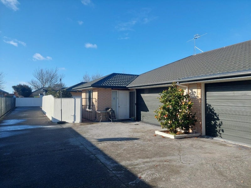 32B Ayers Street, Rangiora - Carousel 1