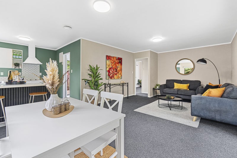 6B Waterloo Place, Westown, New Plymouth - Carousel 1