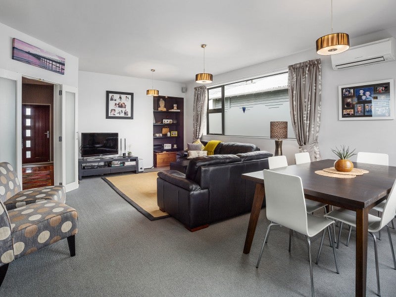 14 Jessie Street, Petone, Lower Hutt - Carousel 2