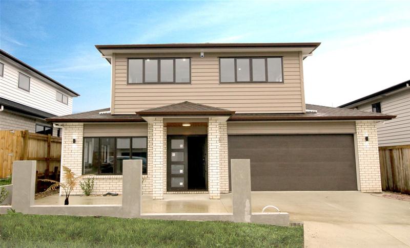 13 Tinaku Road, Flat Bush, Auckland - Carousel 1