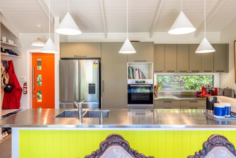 4 Watson Road, Ōmiha, Waiheke Island - Carousel 2