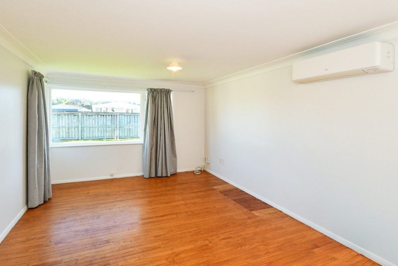 4 Bowen Street, Manurewa East, Auckland - Carousel 2