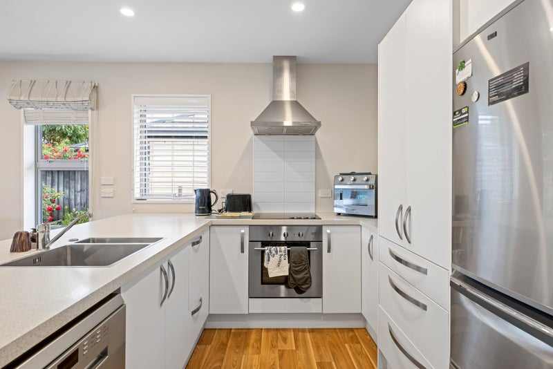 2/51 Barrington Street, Somerfield, Christchurch - Carousel 2