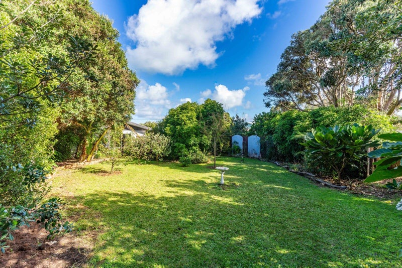 11 Kelly Street, Dargaville - Carousel 23