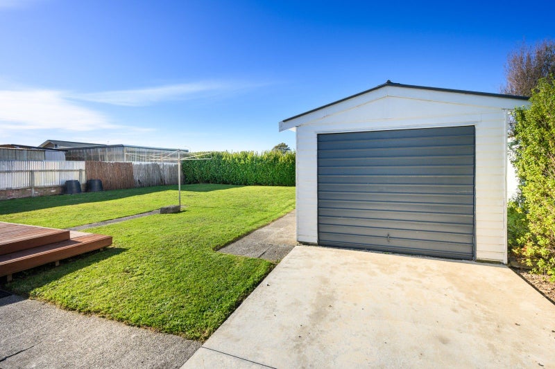 7 Tararua Terrace, Cloverlea, Palmerston North - Carousel 13