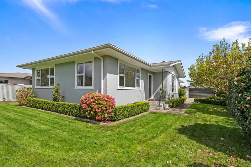 42 Park Road, West End, Palmerston North - Carousel 1