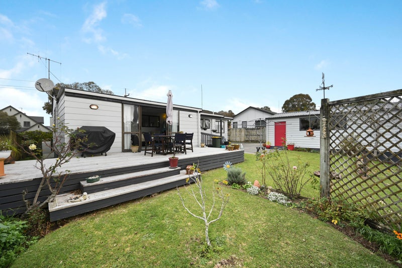 14 Dixon Road, Fitzroy, Hamilton - Carousel 2