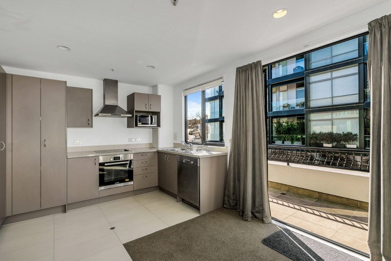 2D/15 Blake Street, Ponsonby, Auckland - Carousel 1