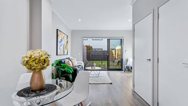 9 Kerewhenua Crescent, Hobsonville, Auckland - Carousel 1