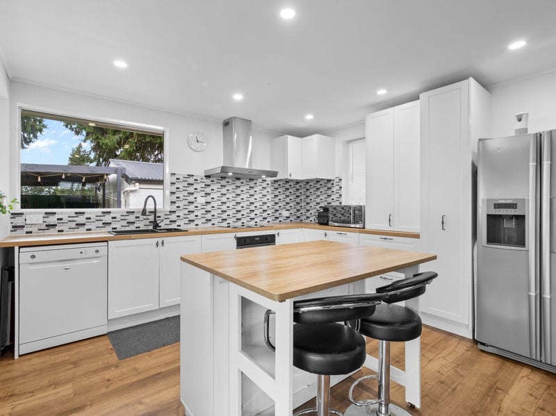 83 Bridge Street, Netherby, Ashburton, Canterbury - Carousel 2