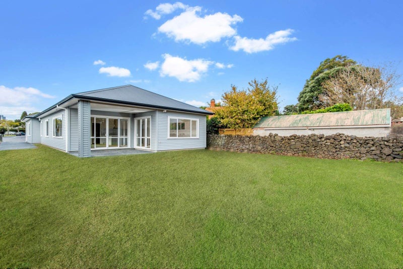 26 Brentwood Avenue, Mount Eden, Auckland - Carousel 2