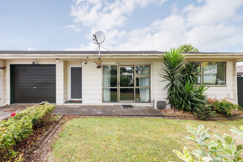1B John F Kennedy Drive, Milson, Palmerston North - Carousel 1