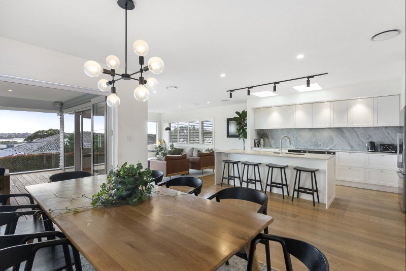 87 Sylvan Avenue, Northcote, Auckland - Carousel 2