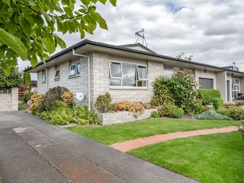 2/90 Napier Road, Havelock North, Havelock North - Carousel 22